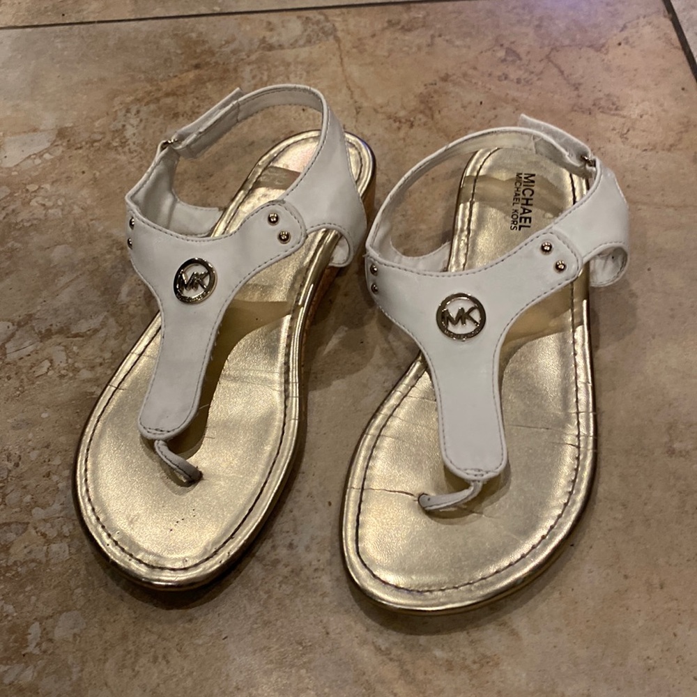 Michael Kors Girl’s Sandal size 4